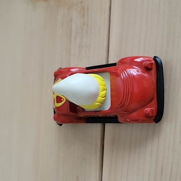 Smurfette Ertl Die Cast Red Metallic Car 1982 - Picture 4 of 7